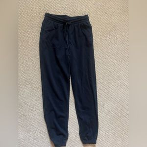Cotton-On black sweatpants in PERFECT condition!!! size S